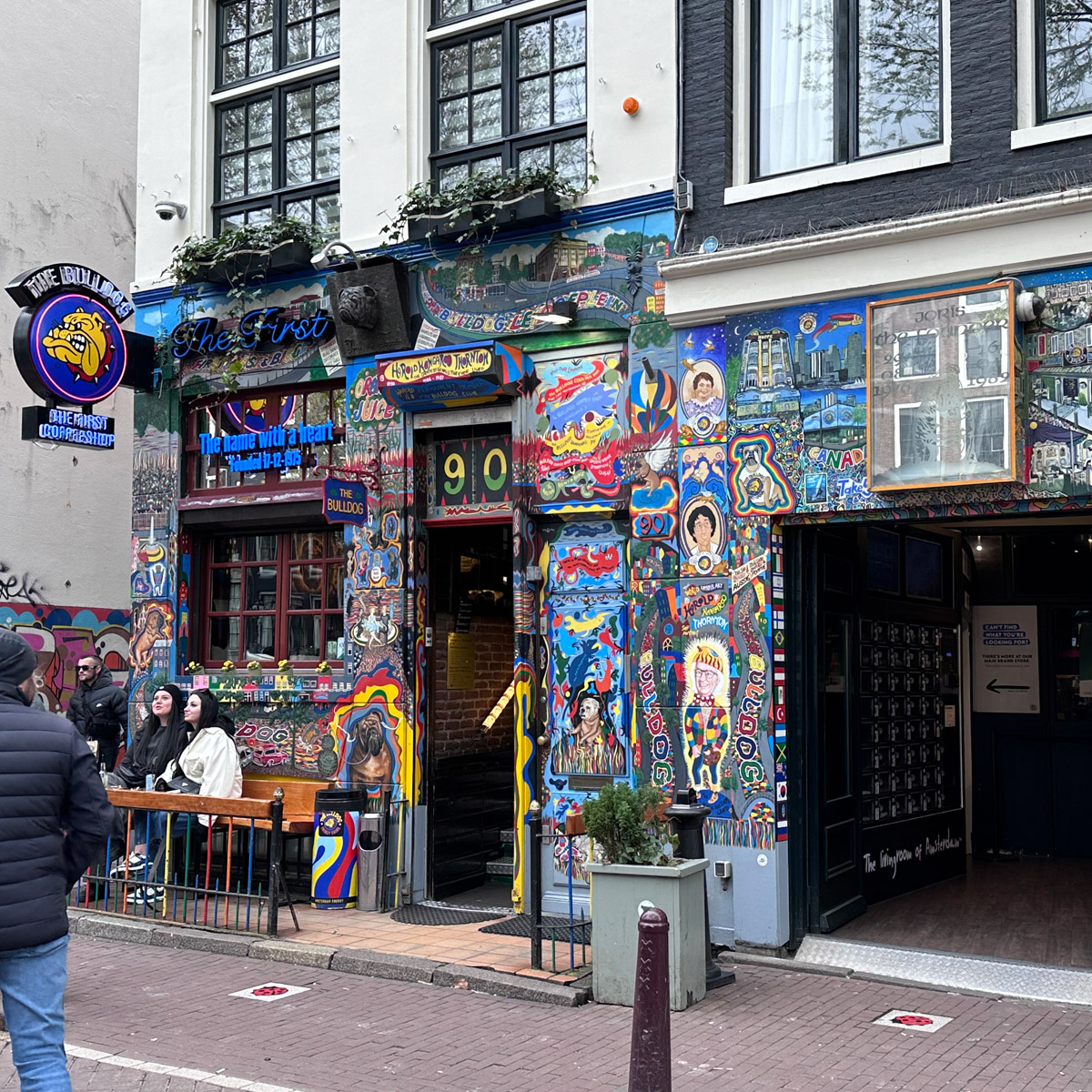 Amsterdam Coffeeshop BullDog