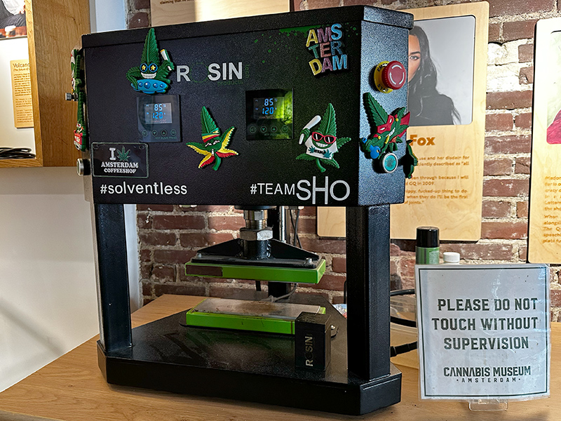 Cannabis Museum Amsterdam - rosin press Cannabis Museum Amsterdam - rosin press