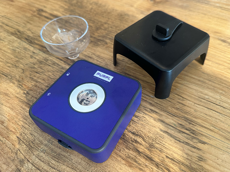 Cannabis Museum Amsterdam - testing machine Cannabis Museum Amsterdam - testing machine
